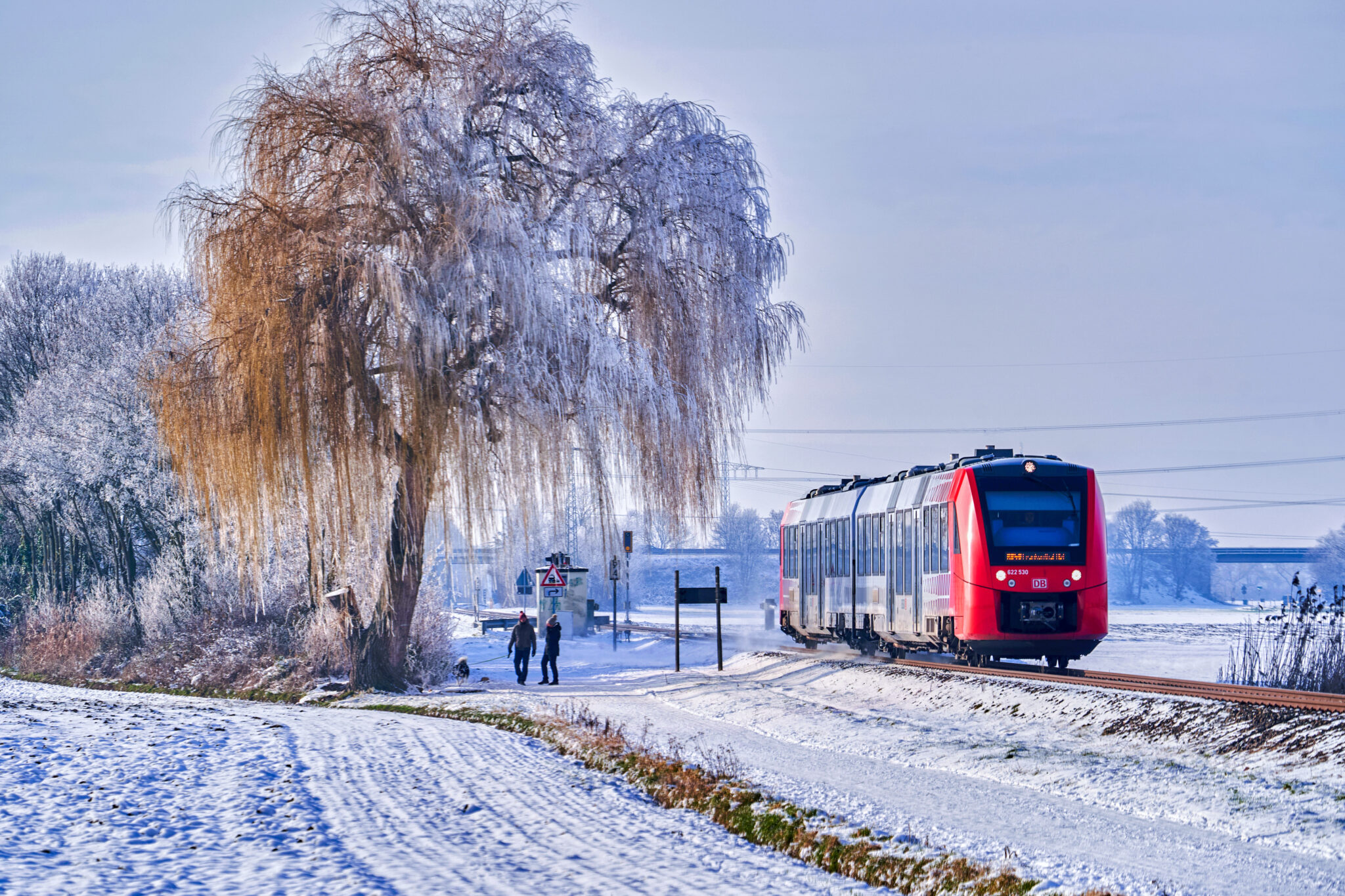 DB Regio im winterlichen Rheinland-Pfalz