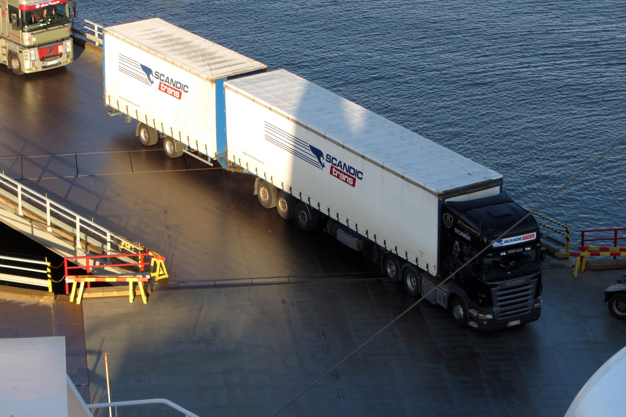 C01_215_Turku_Hafen,_»Gigaliner«